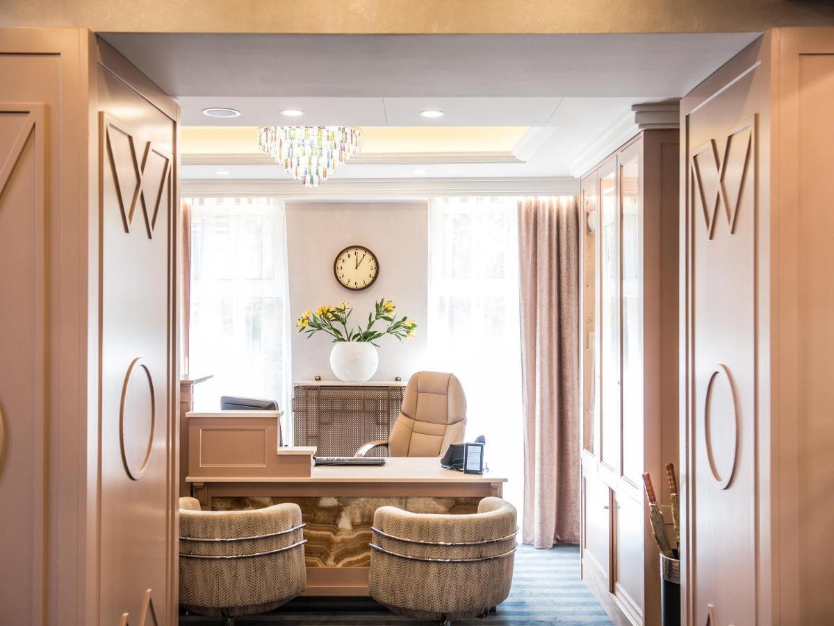 Ea Hotel Elefant カルロヴィ・ヴァリ エクステリア 写真